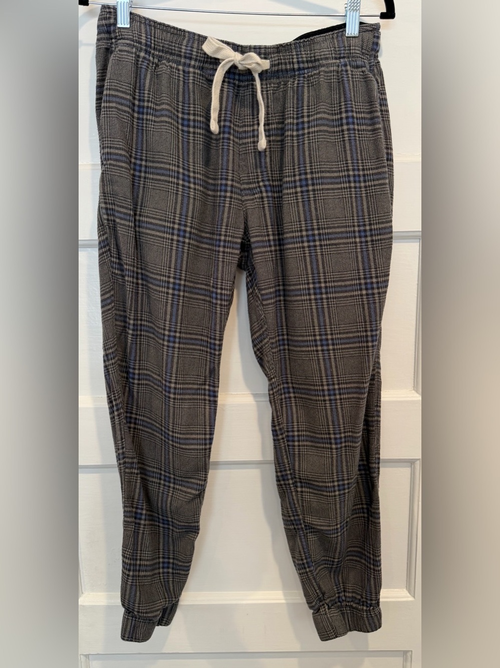 Abercrombie & Fitch Gray Plaid Joggers with Blue Accents